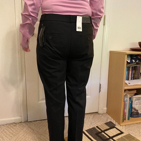 Banana Republic, size 6, black petite pants - Picture 7 of 8
